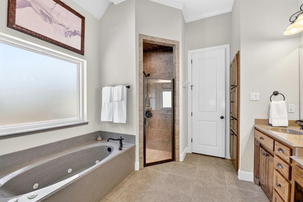 12601 Indian Creek Drive Property Photo 20