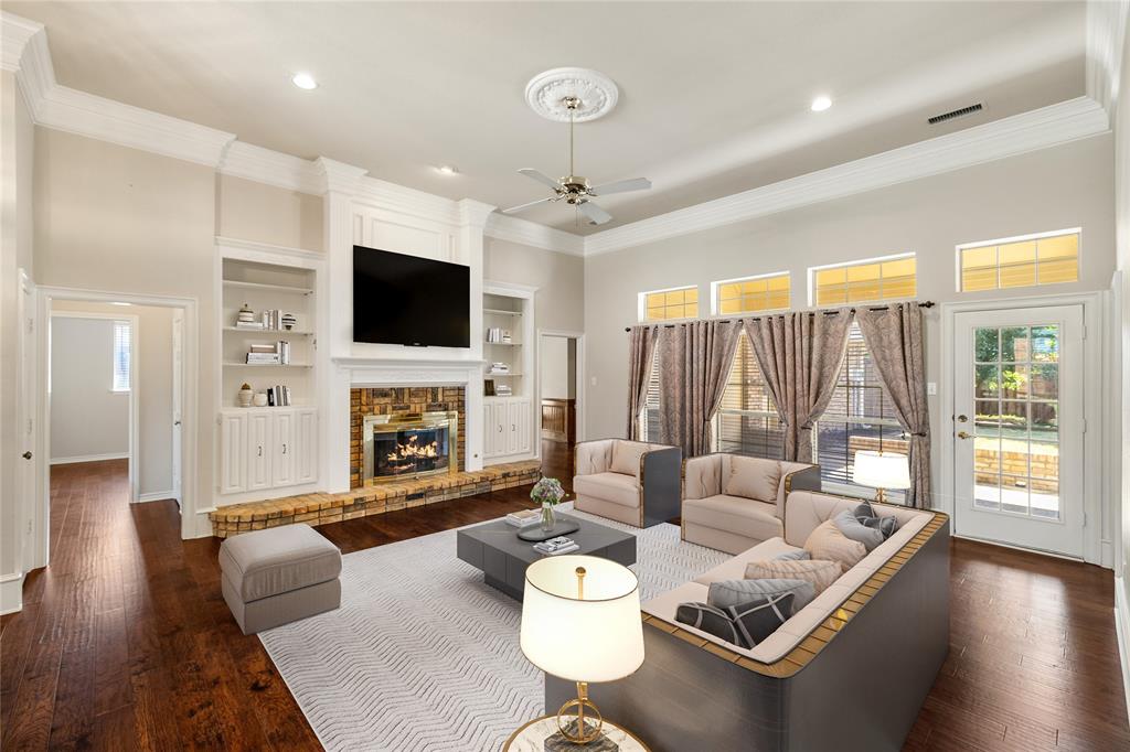 820 Foxwood Lane Property Photo 3