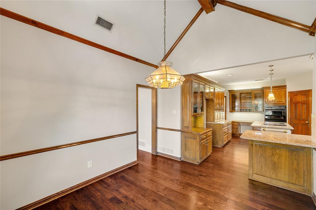 820 Foxwood Lane Property Photo 12