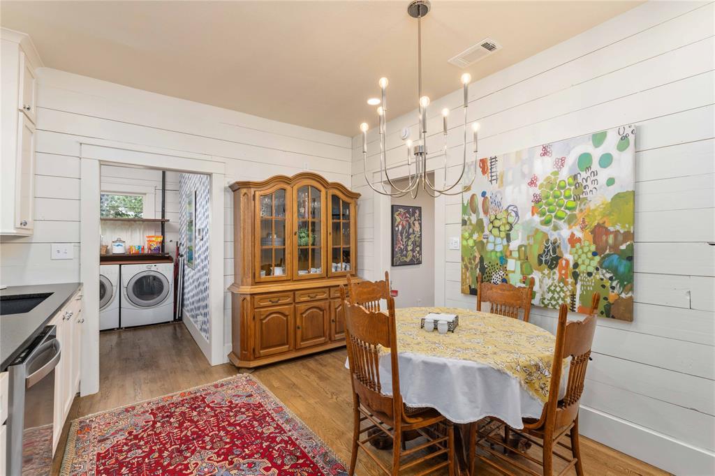 1303 Coggin Avenue Property Photo 16