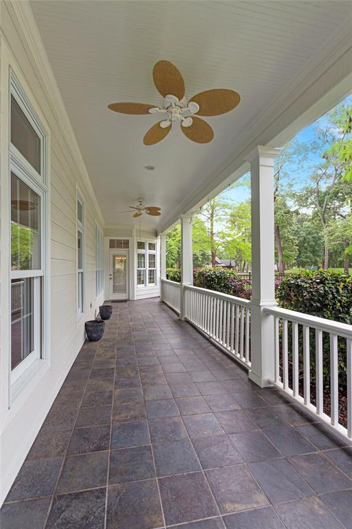 155 Eagles Bluff Boulevard Property Photo 3