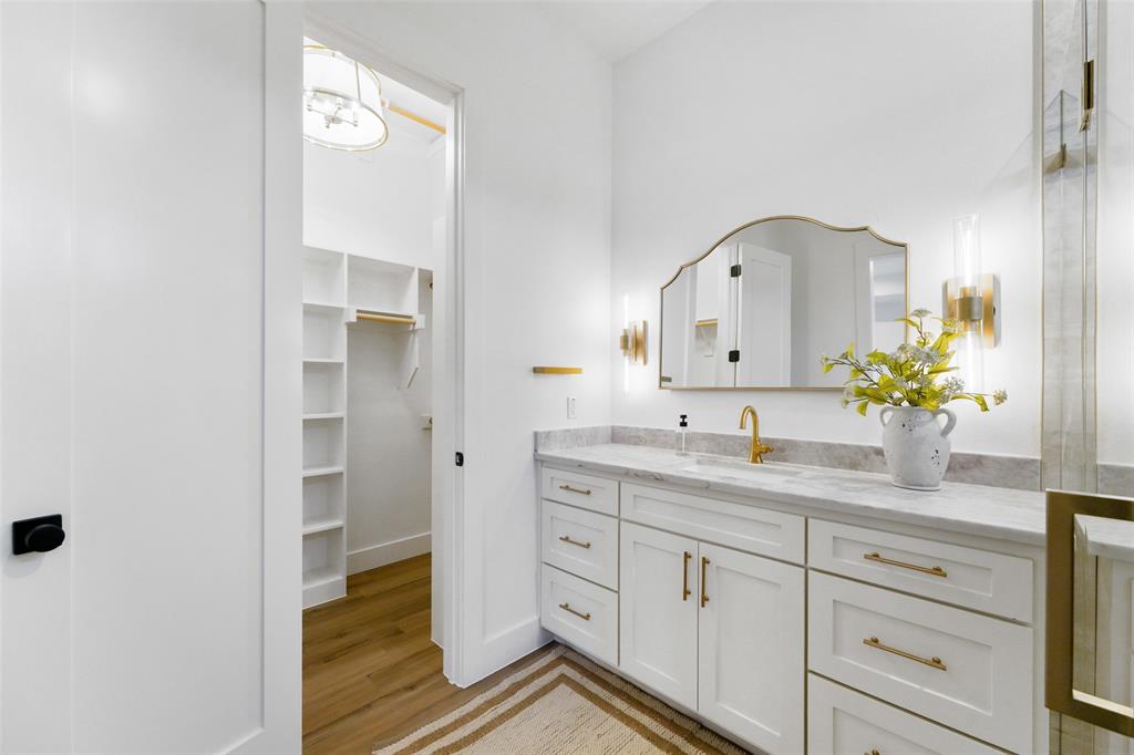 2300 Cherry Sage Drive Property Photo 15