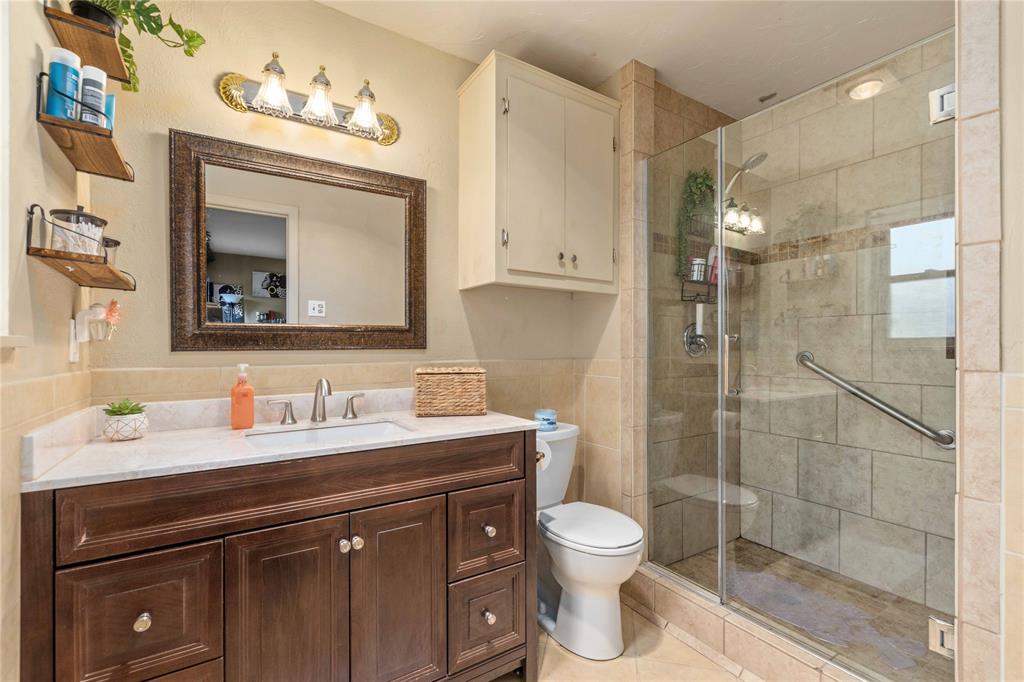102 Lori Lane Property Photo 15