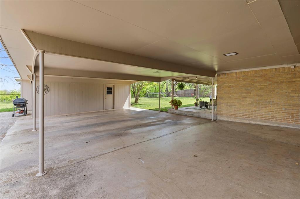 102 Lori Lane Property Photo 29