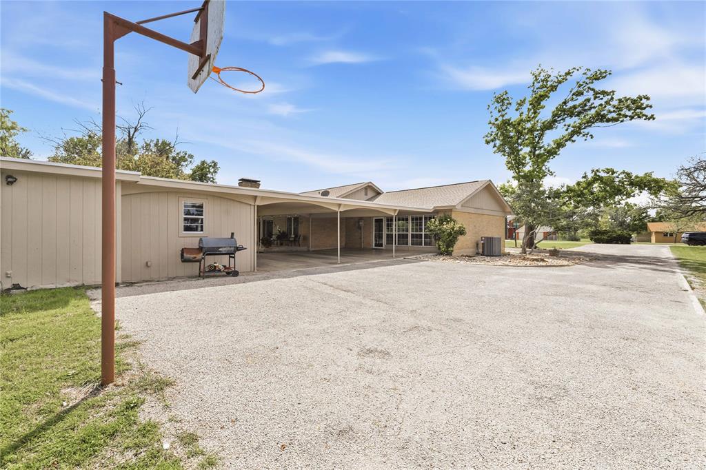 102 Lori Lane Property Photo 32
