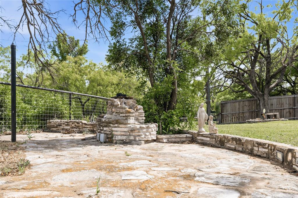 102 Lori Lane Property Photo 33