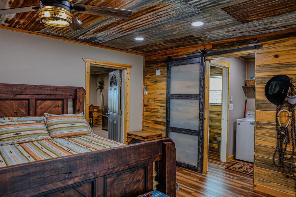 250 Cr 317 Property Photo 6