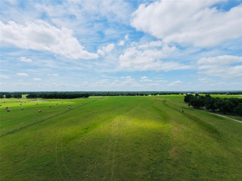 Fm 1304 Property Photo 4