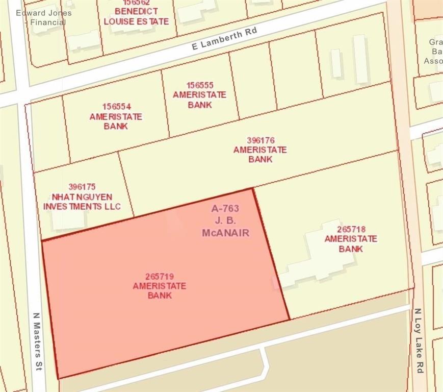 000 N Masters Street Property Photo 4