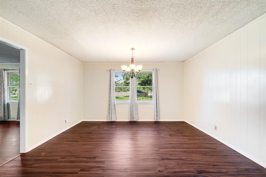 9157 N Hwy 271 Property Photo 6