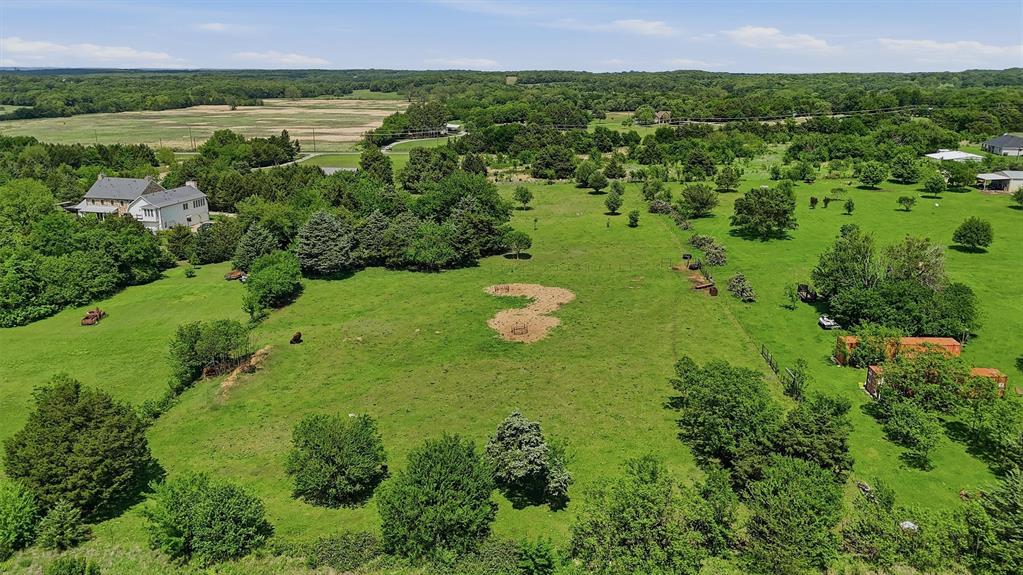 2139 Keefer Road Property Photo 4