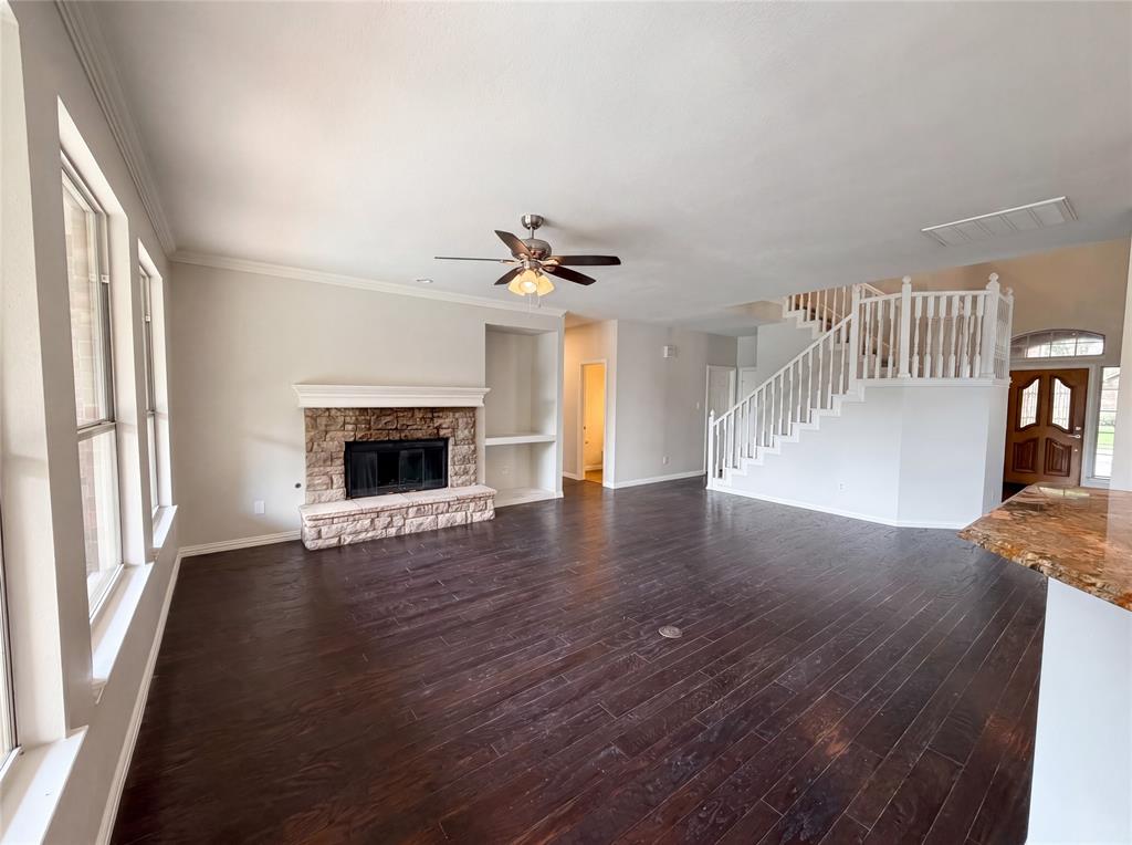 2211 Dana Drive Property Photo 3