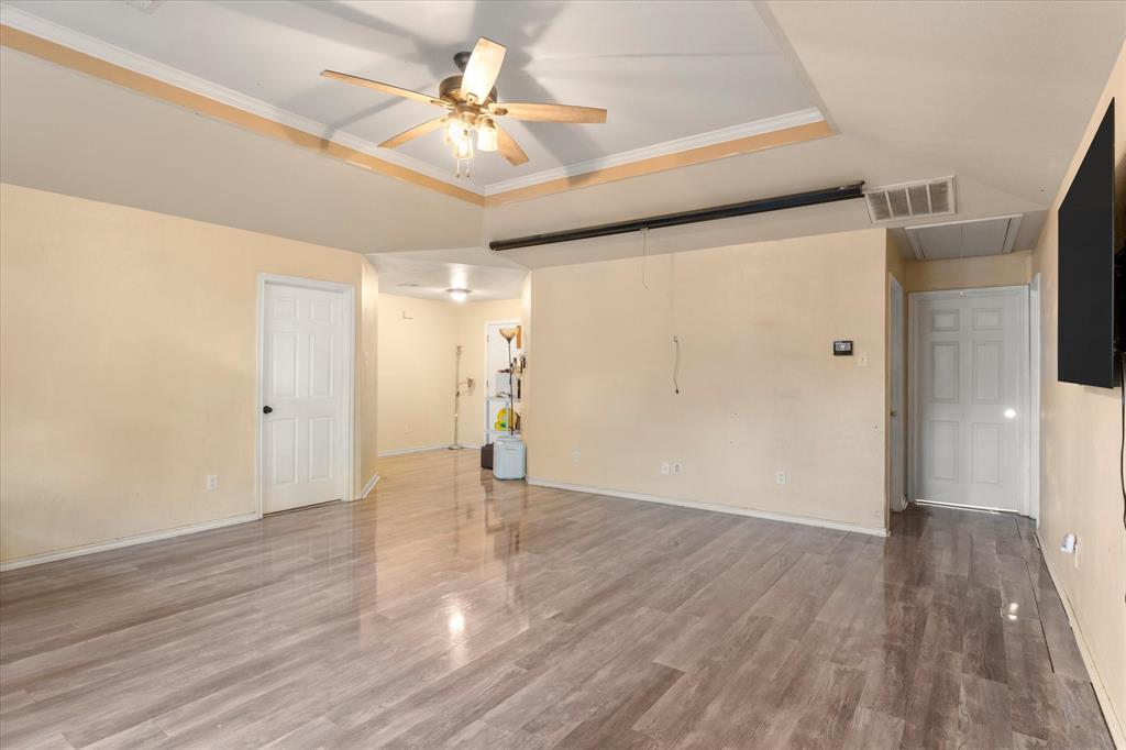 316 Coral Reef Street Property Photo 6