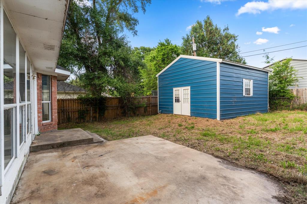 316 Coral Reef Street Property Photo 20