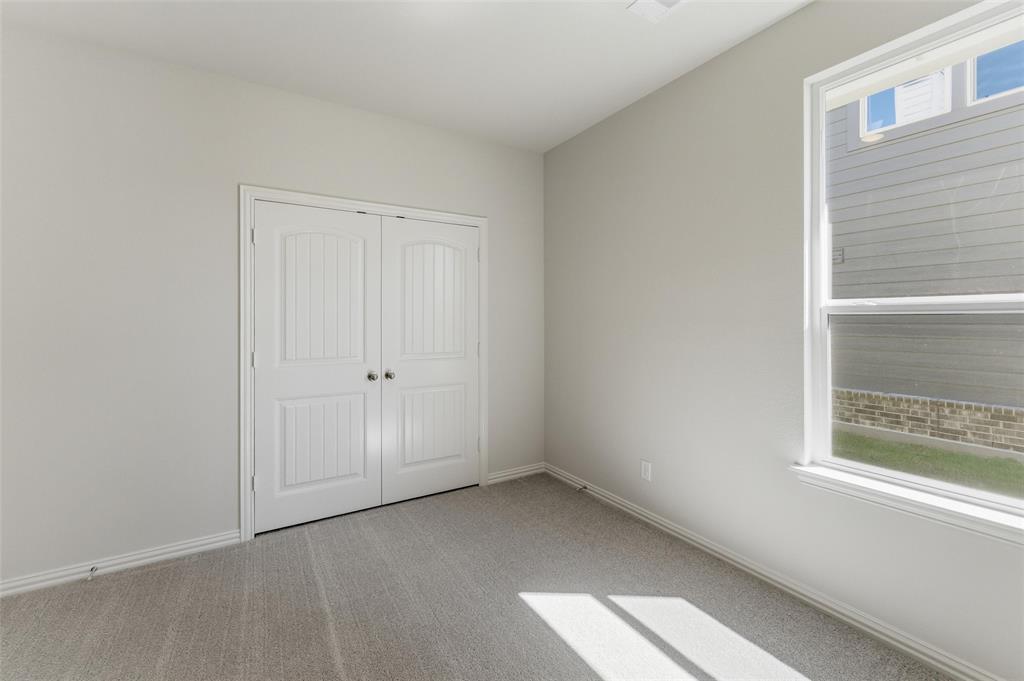 1233 Sabine River Lane Property Photo 9
