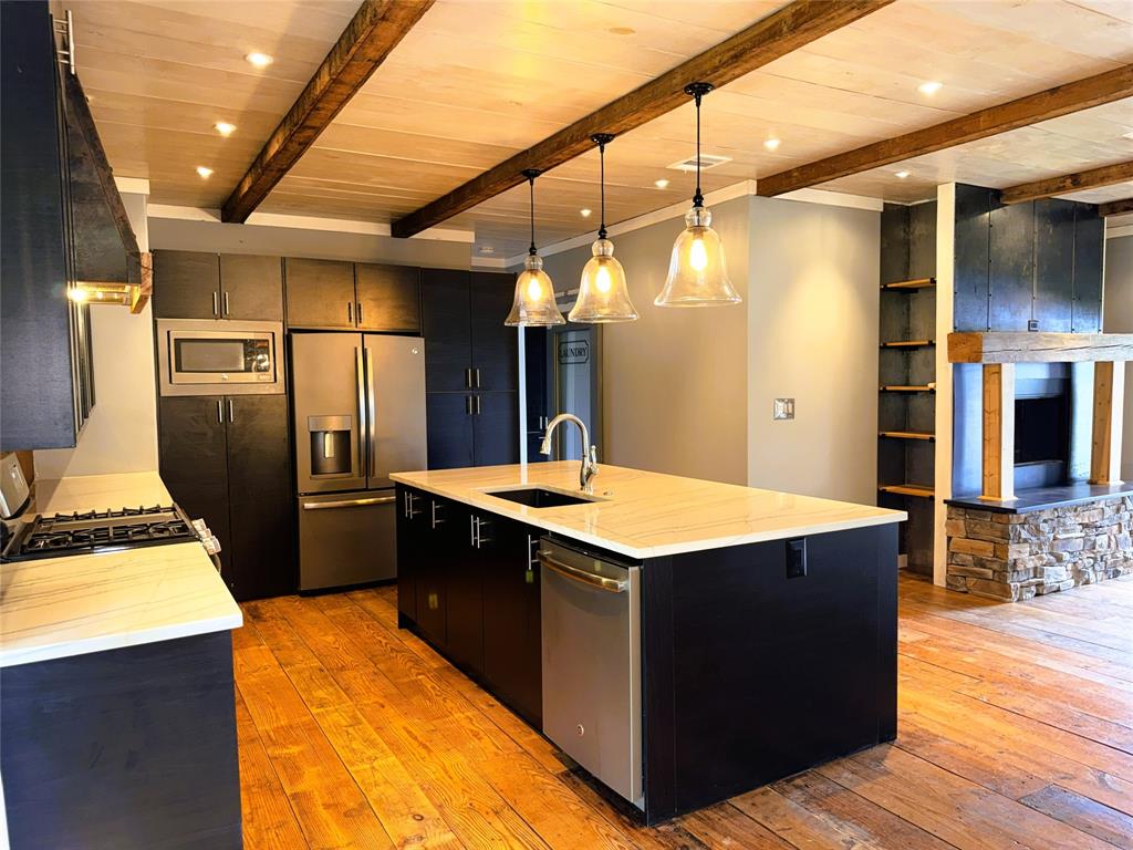 198 Peaceful Property Photo 12