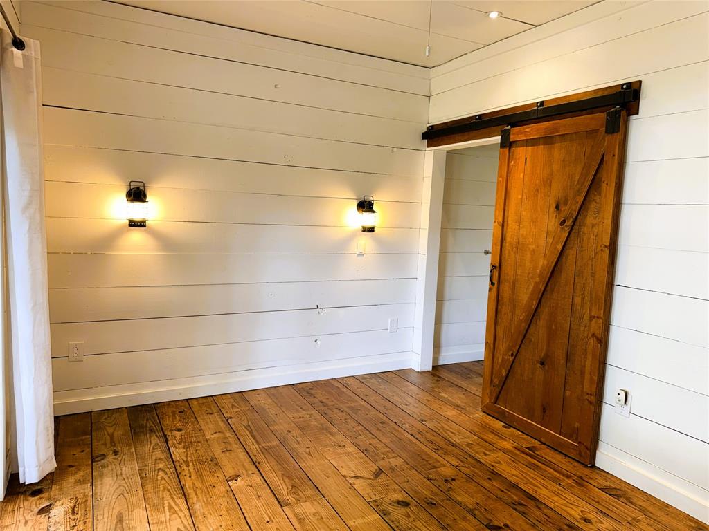 198 Peaceful Property Photo 33