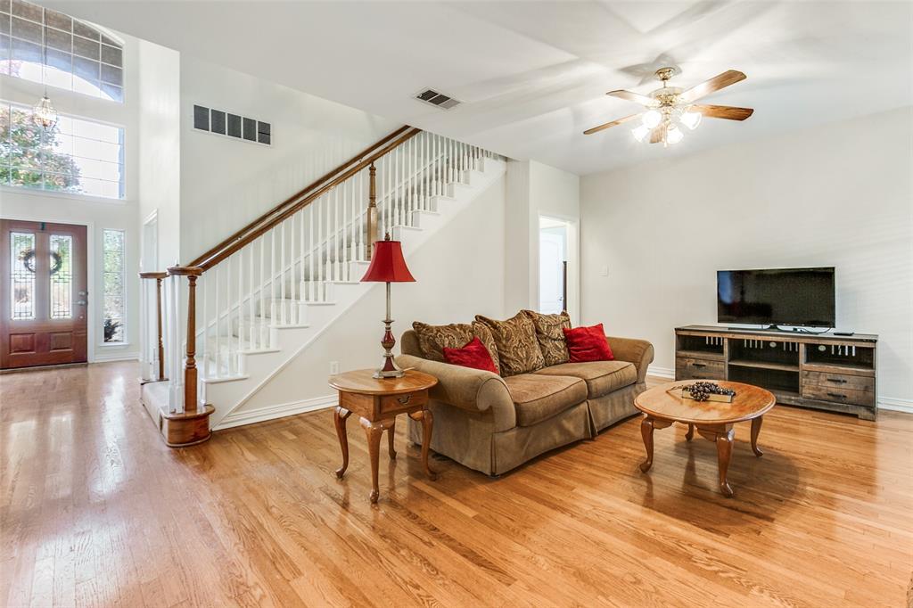 6901 Aberdeen Drive Property Photo 8
