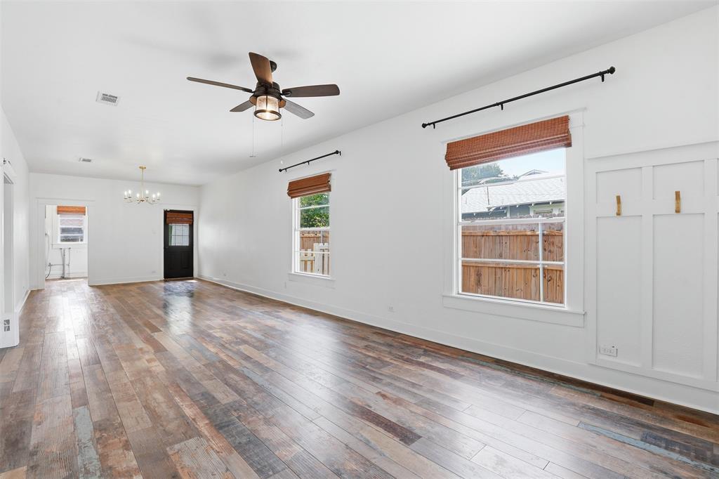 206 S Pendell Avenue Property Photo 6