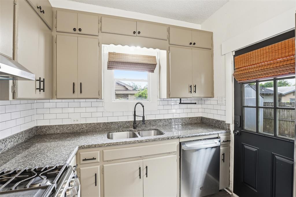 206 S Pendell Avenue Property Photo 10