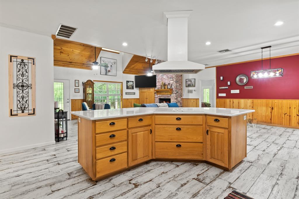 65 Cr 2835 Property Photo 12