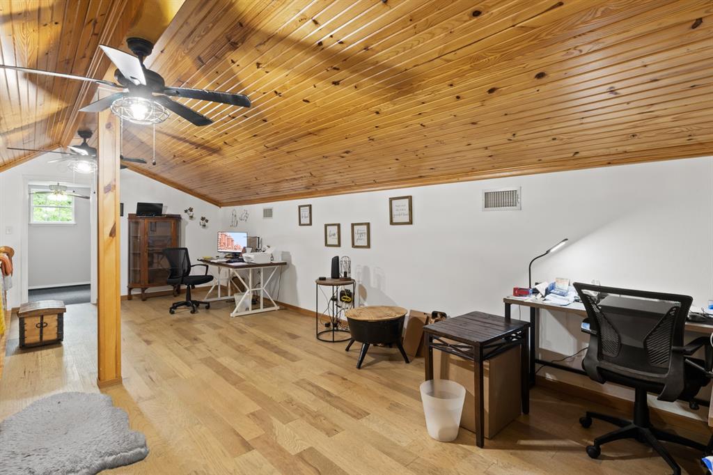 65 Cr 2835 Property Photo 22