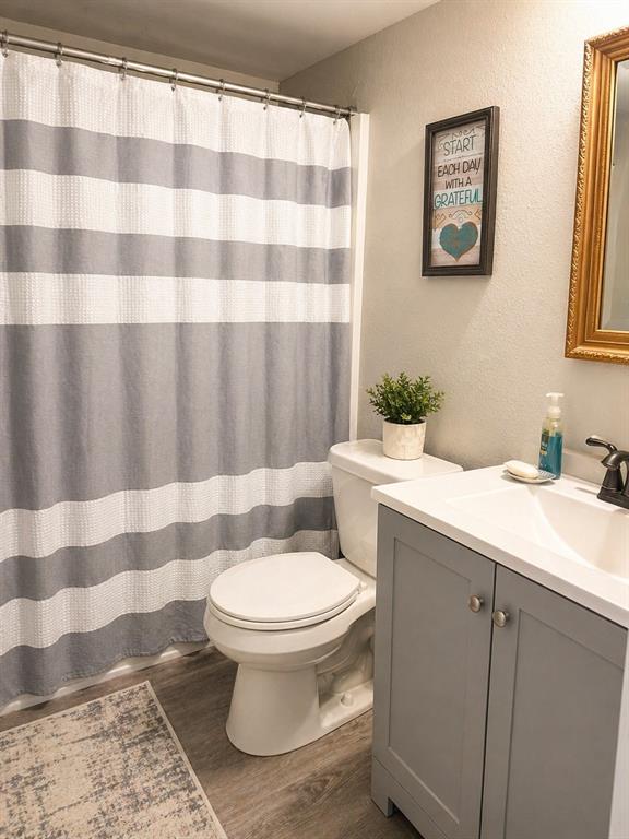 104 Cedar Creek Drive Property Photo 7