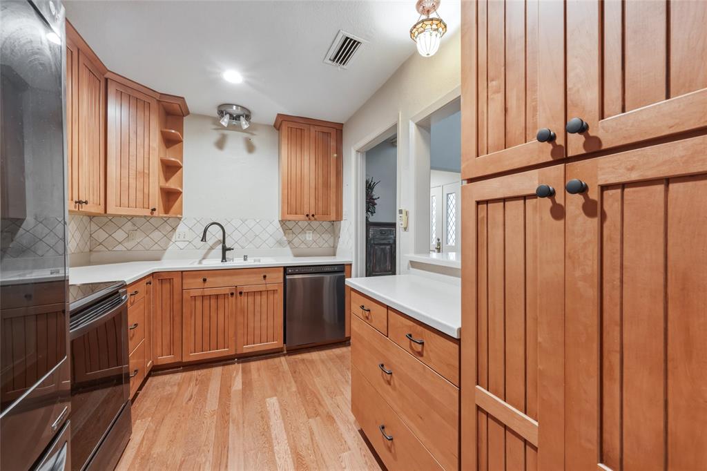 9319 Chimney Corner Lane Property Photo 14