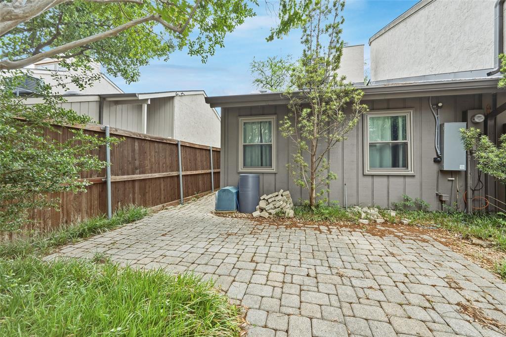 9319 Chimney Corner Lane Property Photo 23