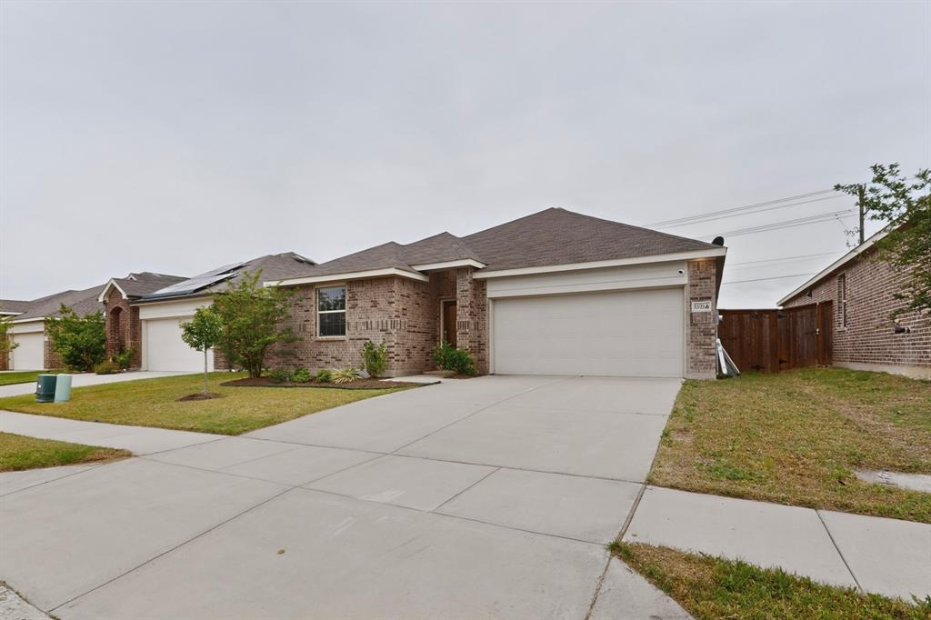 3321 Riverside Drive Property Photo 2