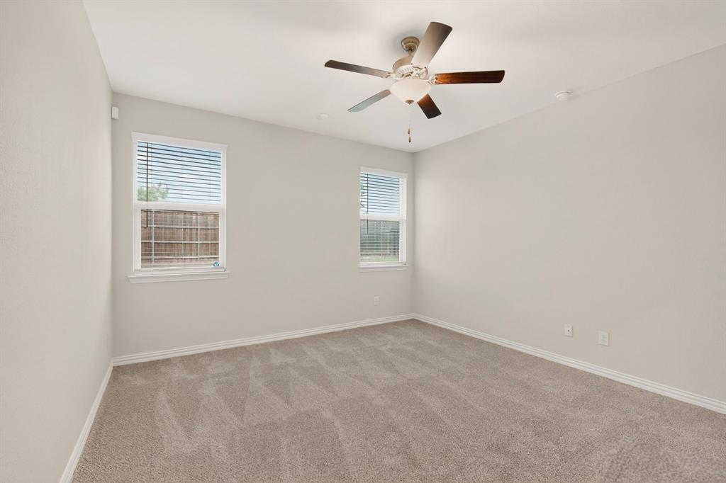 3321 Riverside Drive Property Photo 20