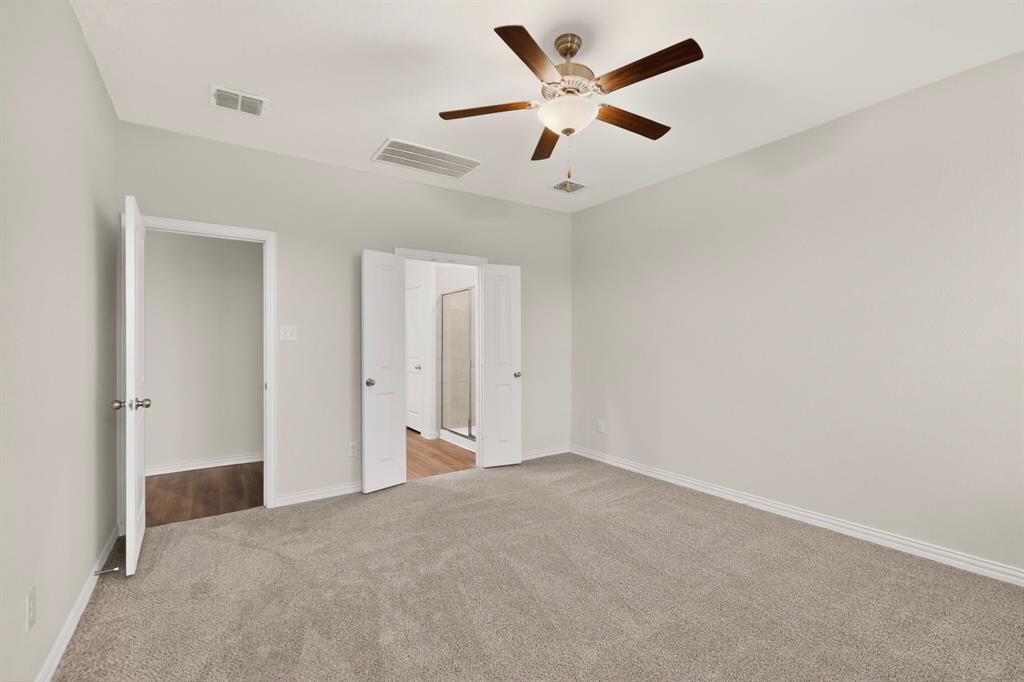 3321 Riverside Drive Property Photo 22