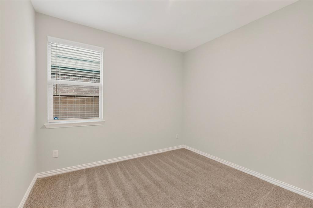 3321 Riverside Drive Property Photo 26