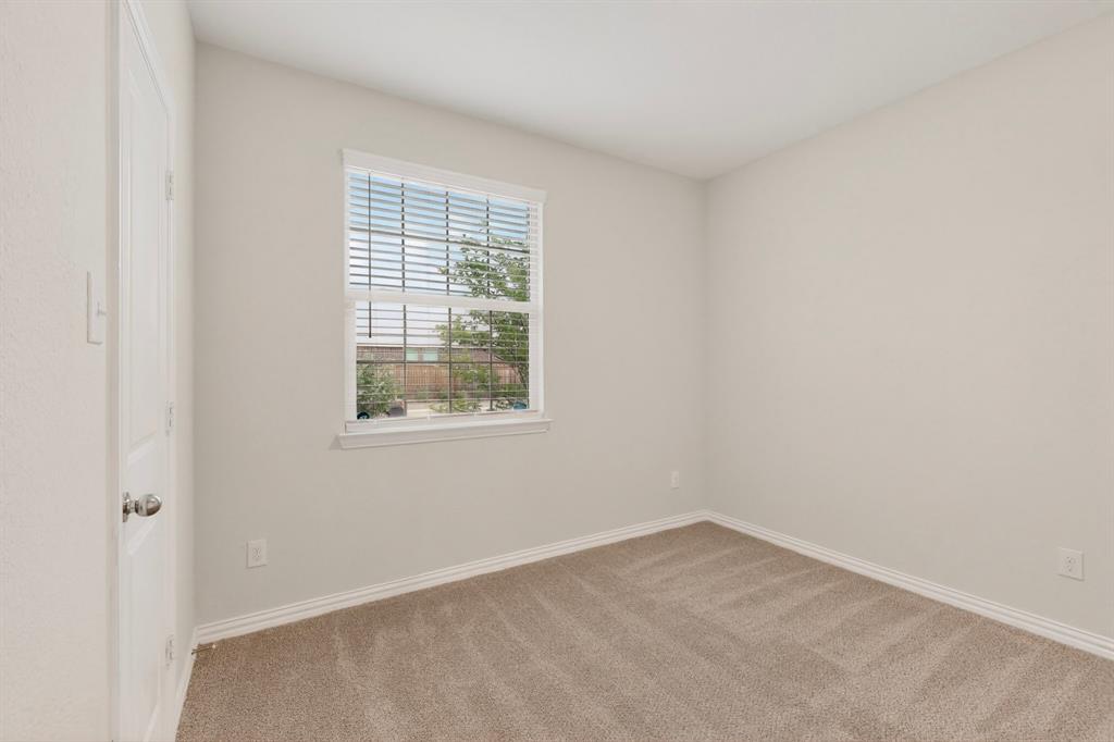 3321 Riverside Drive Property Photo 29