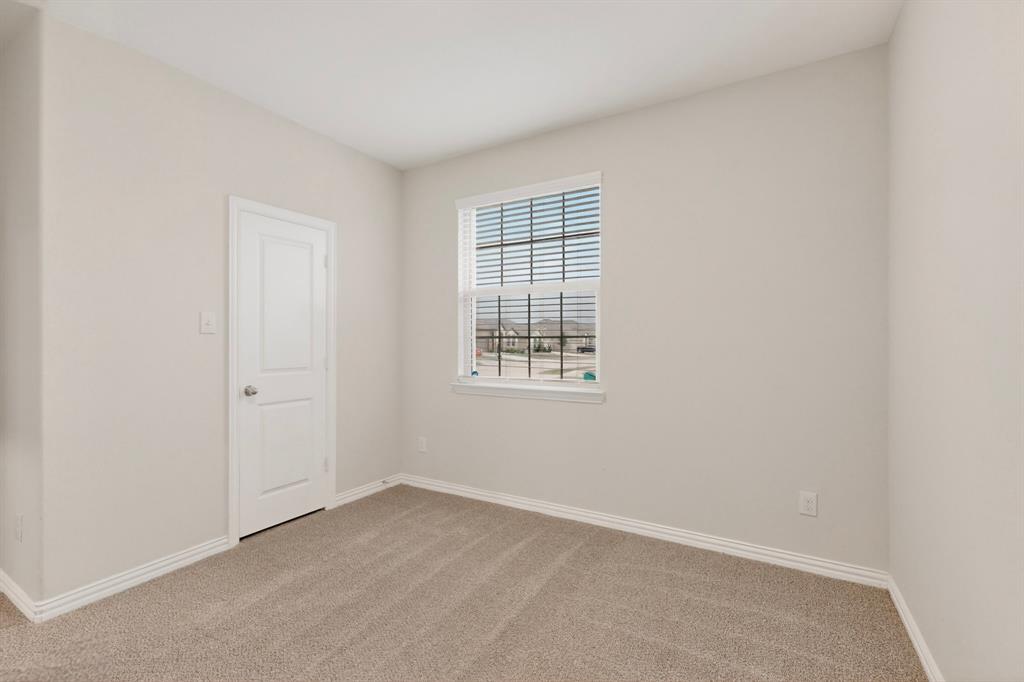 3321 Riverside Drive Property Photo 30