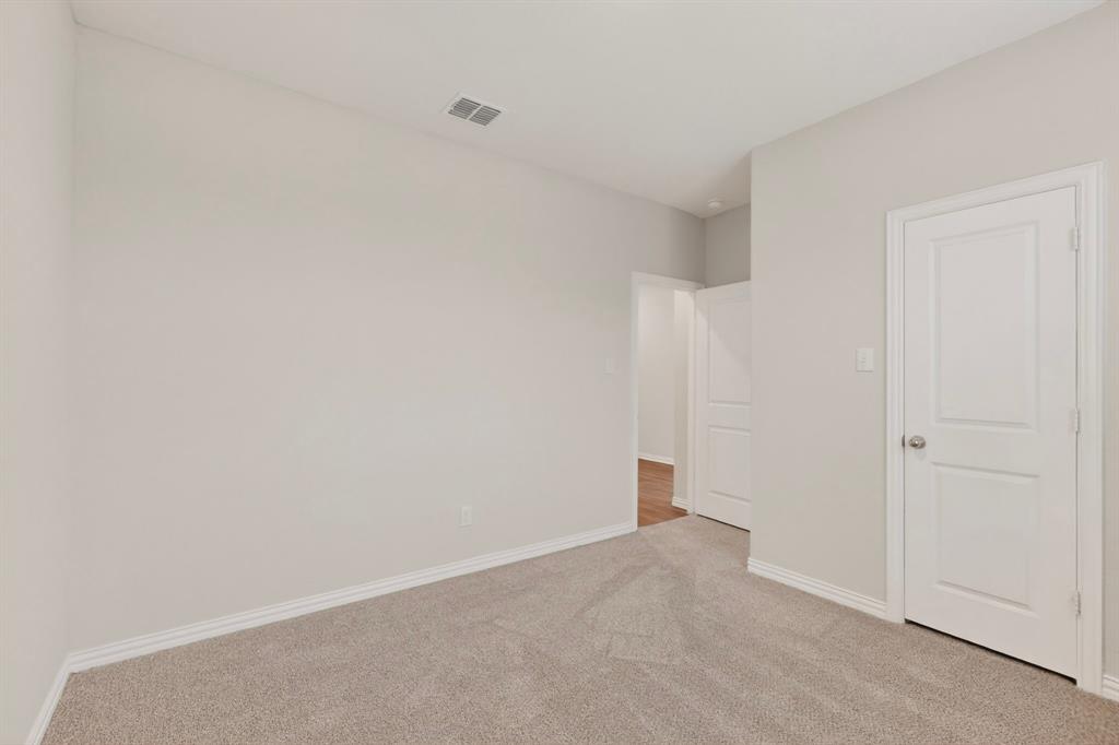 3321 Riverside Drive Property Photo 31