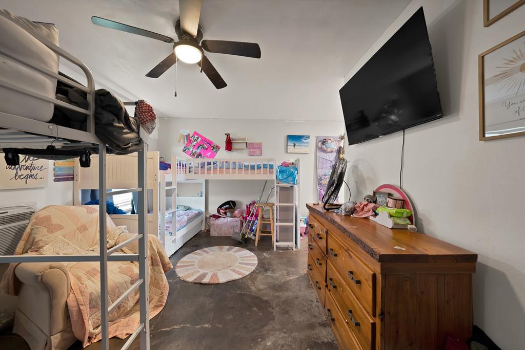 6132 Fm 2415 Property Photo 13