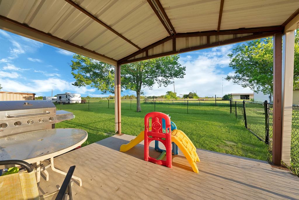 6132 Fm 2415 Property Photo 33