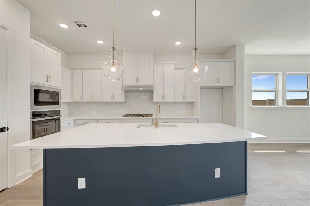 2120 Spotted Fawn Drive Property Photo 11