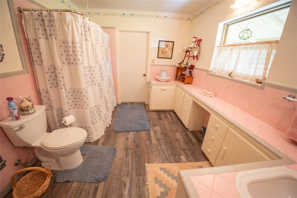 502 N Brown Street Property Photo 6