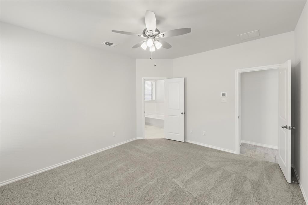 2521 Mcnally Drive Property Photo 9