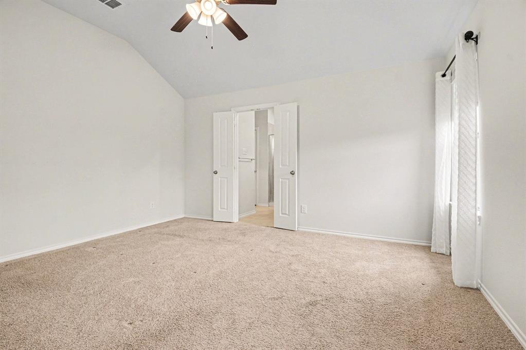 5652 Huffines Boulevard Property Photo 14