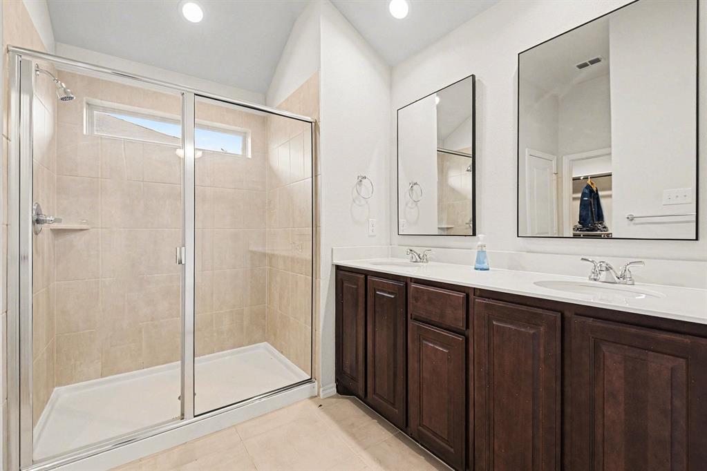 5652 Huffines Boulevard Property Photo 18