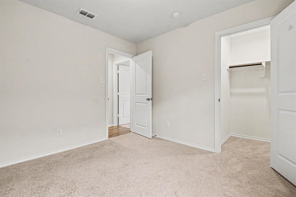 5652 Huffines Boulevard Property Photo 20