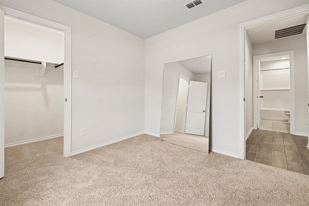 5652 Huffines Boulevard Property Photo 23