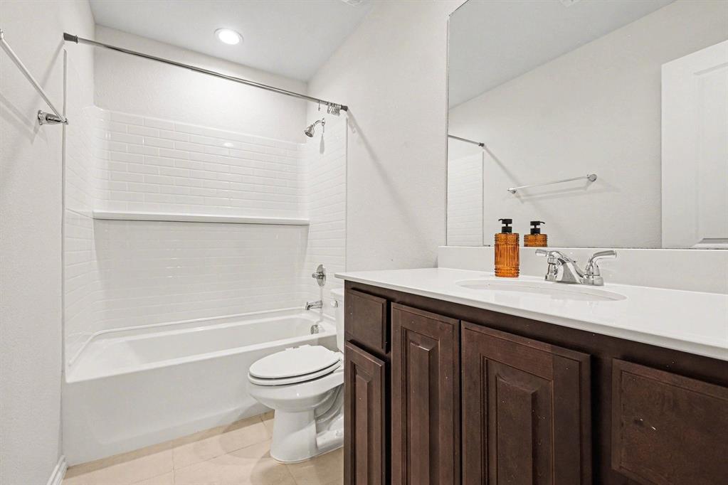 5652 Huffines Boulevard Property Photo 26