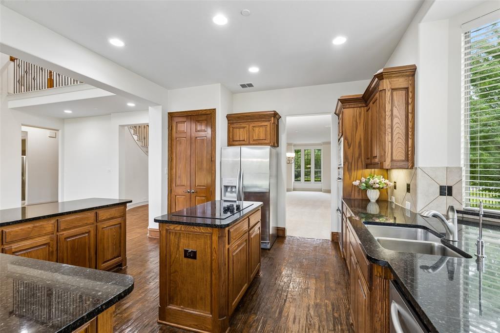 631 Lakeridge Drive Property Photo 15