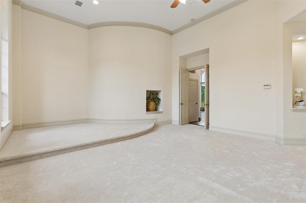 631 Lakeridge Drive Property Photo 19