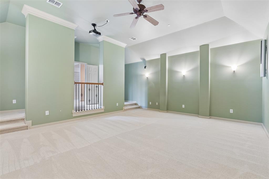 631 Lakeridge Drive Property Photo 27