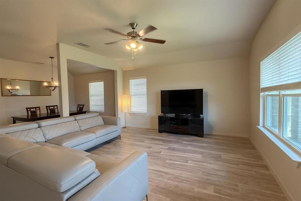 5641 Durst Lane Property Photo 2